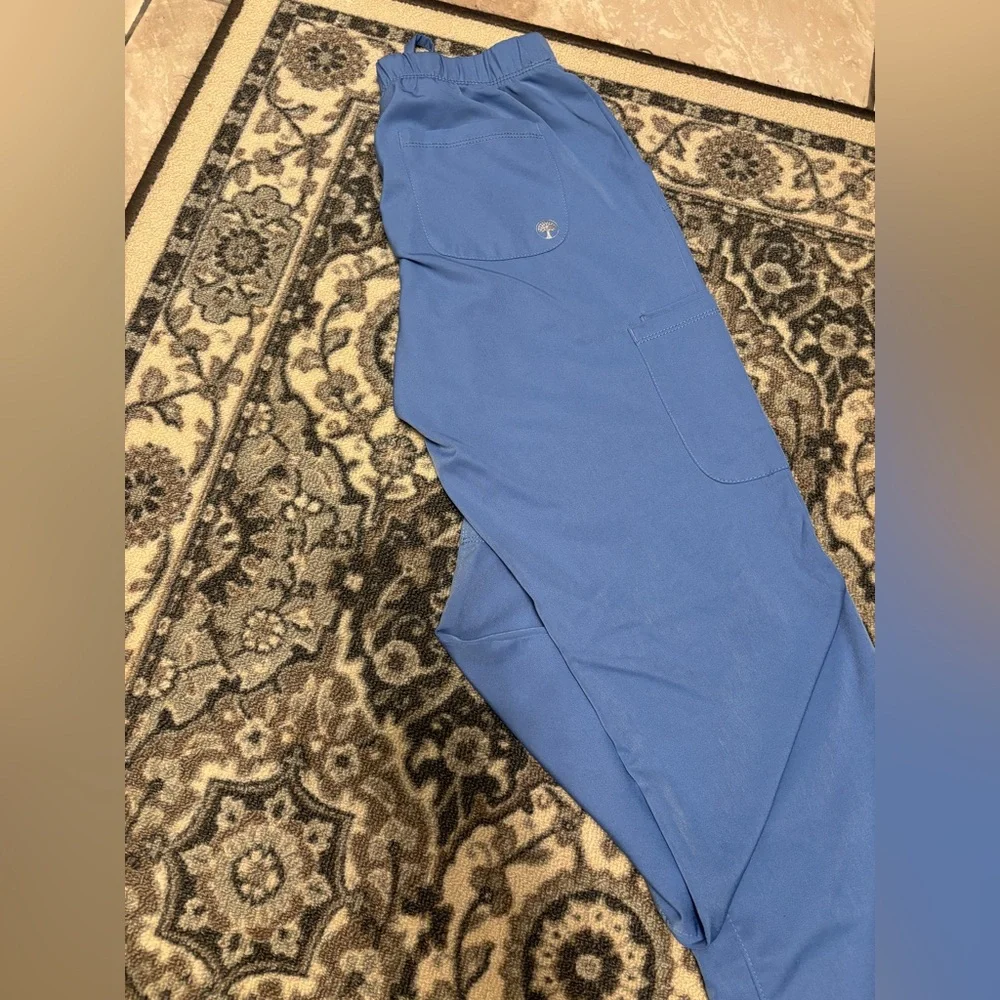 Ceil Blue HH Works Healing Hands Scrub Set - Picture 3 of 3